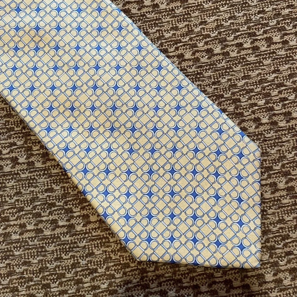 Brooks Brothers Men's‎ Silk Tie Yellow Blue Geometric Pattern Preppy 3.75x59